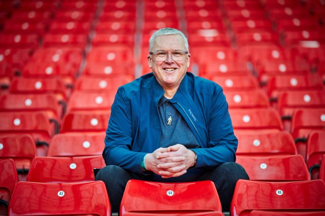 Prostate Cancer UK helps life long United fan Mark Farrington from Bolton after his recovery from prostate cancer , he can now get ???back in the game???. as Manchester United is the first Premier League club to achieve the gold BOG STANDARD,